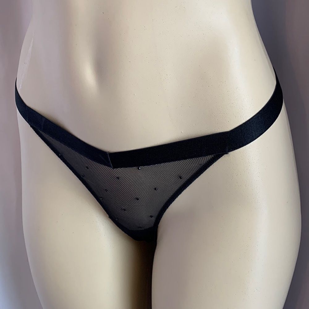 Victoria’s Secret V-String Thong Panties Underwear XS black